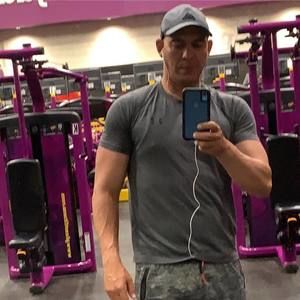 Meet your Posher, Miguel angel